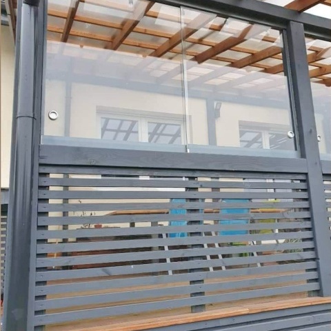 Безрамные каркасные системы для балконных ограждений, производитель Польша