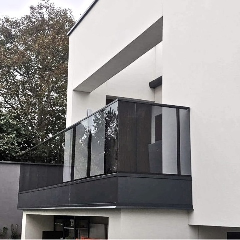 Безрамные каркасные системы для балконных ограждений, производитель Польша