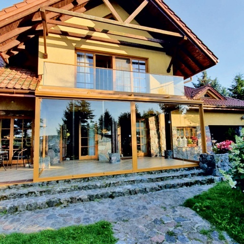 Безрамные каркасные системы для балконных ограждений, производитель Польша