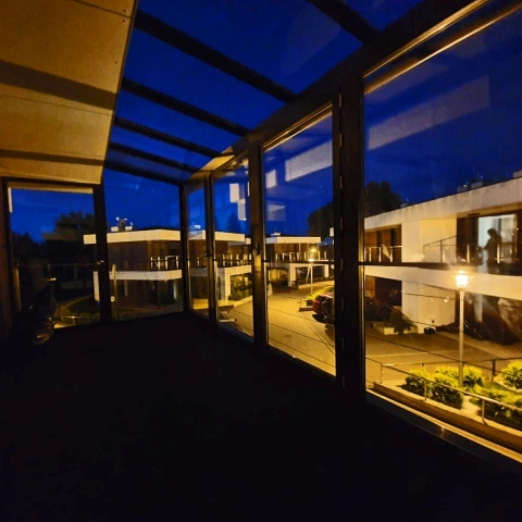 Безрамные каркасные системы для балконных ограждений, производитель Польша