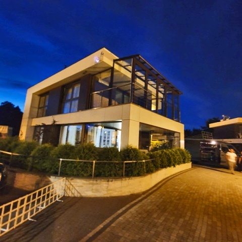 Безрамные каркасные системы для балконных ограждений, производитель Польша