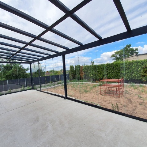 Безрамные каркасные системы для балконных ограждений, производитель Польша