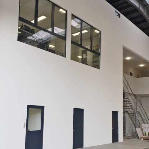 Безрамные каркасные системы для балконных ограждений, производитель Польша