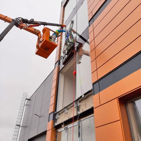 Безрамные каркасные системы для балконных ограждений, производитель Польша