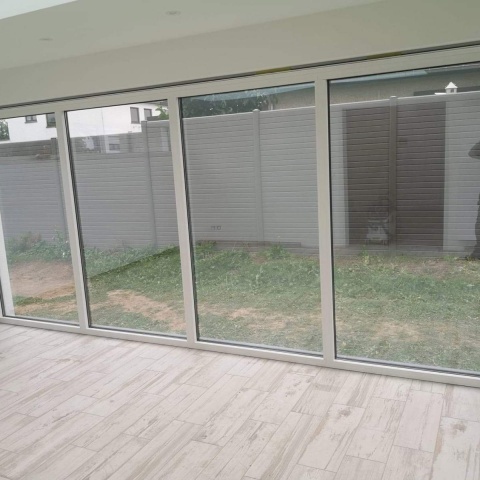 Безрамные каркасные системы для балконных ограждений, производитель Польша